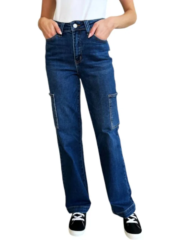 Women's Transitional Outfit Modern Cargo Jeans In Dark Indigo