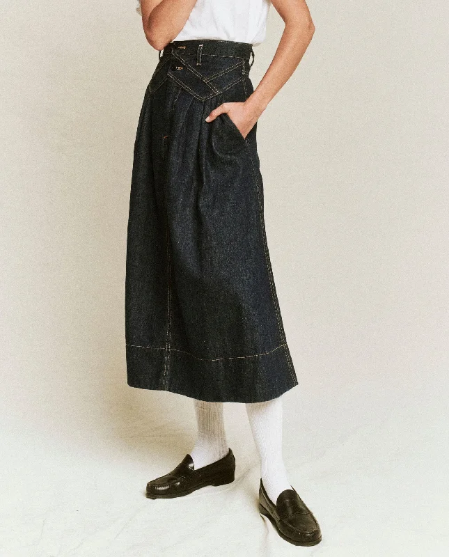 Classic Clothes For Women The Field Skirt. -- Rinse Wash