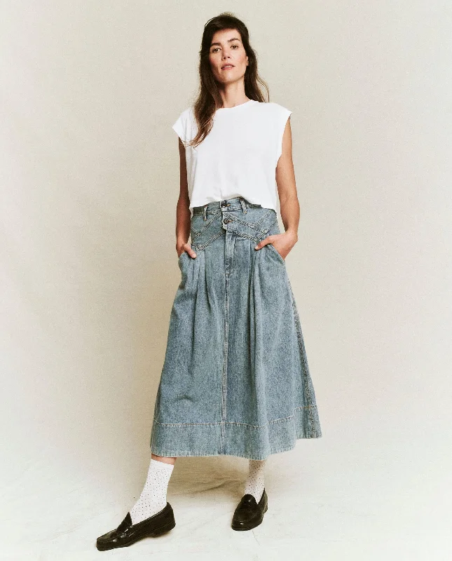 Women's Comfortable Clothes For Weekends The Field Skirt. -- Misty Wash