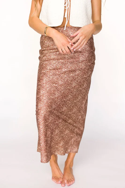 Timeless Women's Fashion Styles Wild Side Leopard Skirt in Taupe