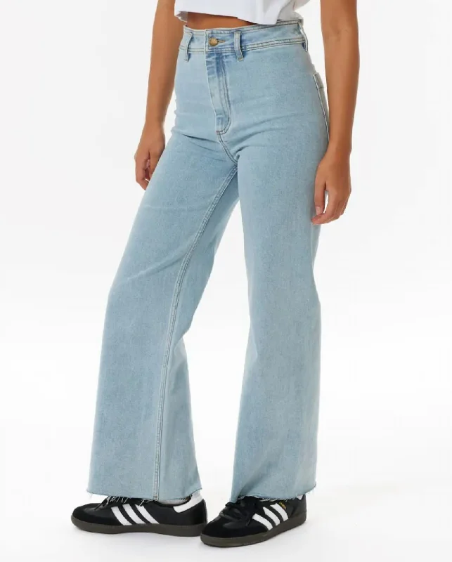 Women's Outerwear Clothing Holiday Denim Pants In Light Blue