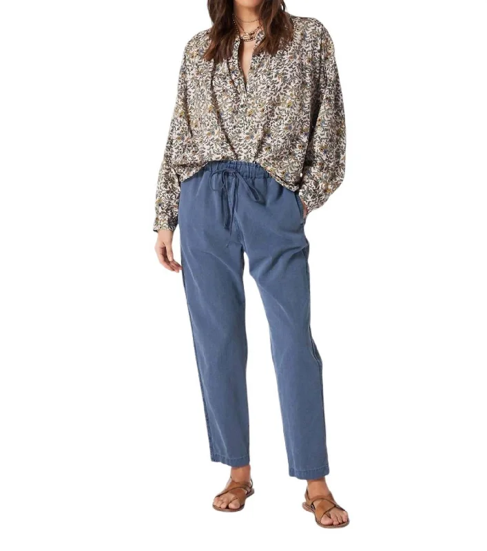 Women's Holiday Clothing Rex Pant In Washed Blue